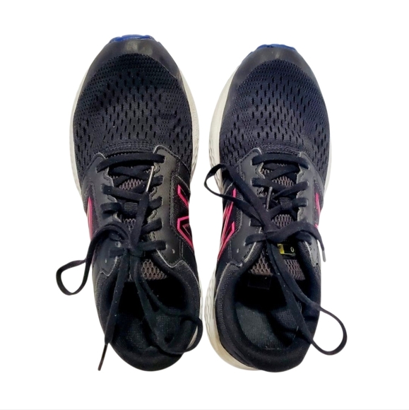 New Balance Women's 520 V5 Comfort Ride Running Shoes Size 8.5 - Picture 6 of 14